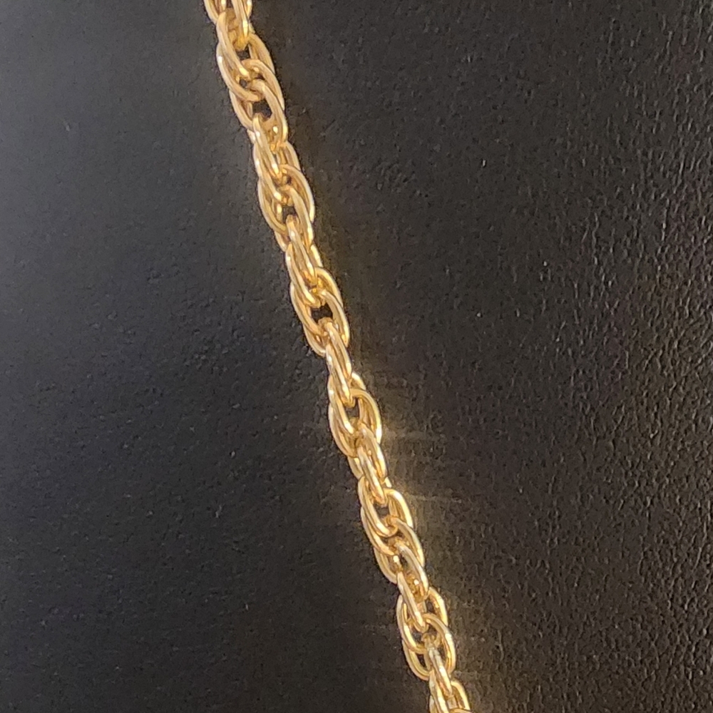 Vintage Cameo Gold‎ Tone Pendant Necklace - Picture 4 of 8